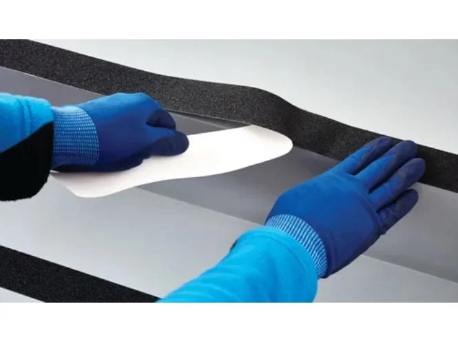 cinta antides. negra 15 m x 25 mm (55589) tesa - Imagen 3